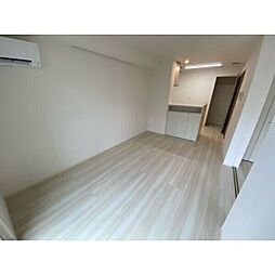 阪急京都本線 茨木市駅 徒歩3分の賃貸アパート 3階1LDKのリビング/ダイニング