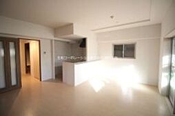 クンラボーロ 401 3階1LDKのリビング/ダイニング