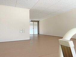 レオパレスTAKUMI 2階1Kのリビング/ダイニング