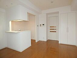 アトラス三宿池尻 102 1階1Kのリビング/ダイニング