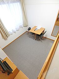 レオパレスボムール 2階1Kのリビング/ダイニング