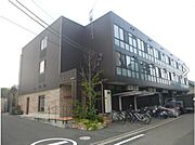京王堀之内駅より徒歩14分 築15年1ヶ月 3階建の賃貸物件
