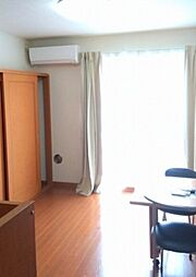 レオパレスシャルマンII 2階1Kのリビング/ダイニング