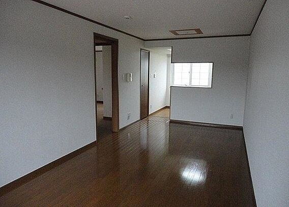 レバンテB_内装_1