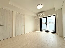 ライブカーサ高円寺 302 3階2LDKのリビング/ダイニング