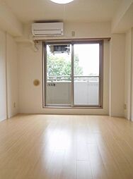 サンテミリオン目白台 4階1Kのリビング/ダイニング