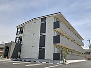 高田市駅より徒歩8分 3階 築2年8ヶ月の賃貸物件