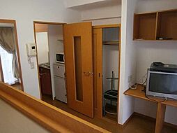 レオパレスFlat浜松町 5階1Kのリビング/ダイニング