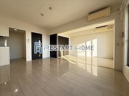 アドバンス神戸湊町 10階1LDKのリビング/ダイニング