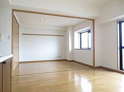 レソール 303 3階1LDKのリビング/ダイニング