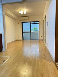 京王井の頭線 三鷹台駅 徒歩18分の賃貸マンション 1階3LDKのリビング/ダイニング