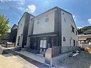百草園駅より徒歩4分 築3年3ヶ月 2階建の賃貸物件