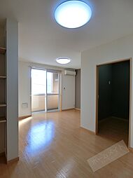 エトワール桜 2階1LDKのリビング/ダイニング