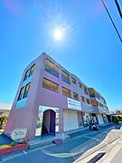 西ノ庄駅より徒歩10分 3階 築26年8ヶ月の賃貸物件