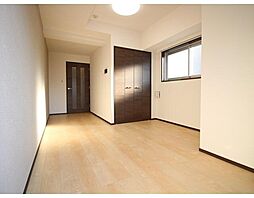 プレール・ドゥーク門前仲町III 10階1Kのリビング/ダイニング