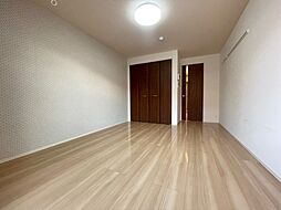 アイル グリーン 110 1階1Kのリビング/ダイニング