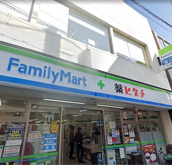 画像27:ファミリーマート薬ヒグチ弥刀駅前店 310m