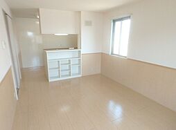 グランドソレーユII 2階1LDKのリビング/ダイニング