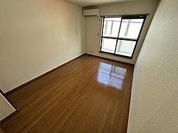 ル・ソワール　金岡 1階1Kのリビング/ダイニング