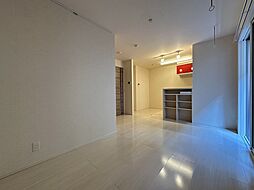 オリーブ 303 3階1LDKのリビング/ダイニング