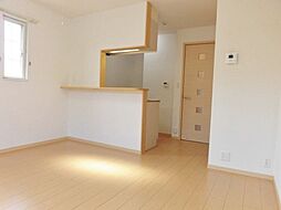 フォーレスト 2階1LDKのリビング/ダイニング