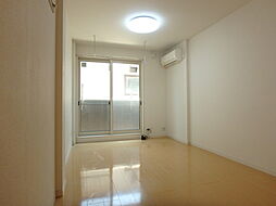 ビクロス 2階1Kのリビング/ダイニング