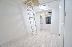 クオーレ向ヶ丘遊園 102 1階ワンルームのリビング/ダイニング