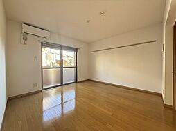 ヴィオレット1 105 1階1Kのリビング/ダイニング