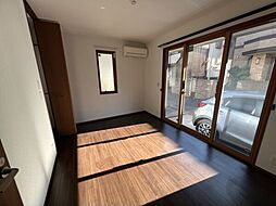 ヴィエンナ 100 2階2LDKのリビング/ダイニング