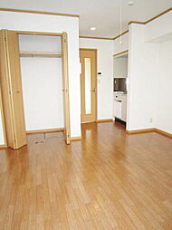 インビック拝島 1階1Kのリビング/ダイニング