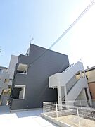 七道駅より徒歩5分 築6年8ヶ月 3階建の賃貸物件