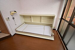 国際グランドハイツ 4階ワンルームのリビング/ダイニング