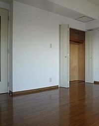 パインコート梅屋敷 9階1LDKのリビング/ダイニング