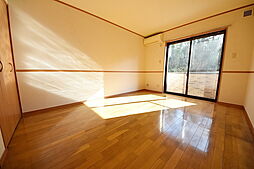 小田急小田原線 鶴川駅 徒歩9分の賃貸アパート 1階1Kのリビング/ダイニング