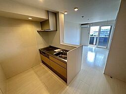 ボーロウニア横山 203 2階2LDKのリビング/ダイニング