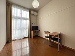 レオパレスリコリス(31172) 1階1Kのリビング/ダイニング