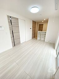 神鉄三田線 田尾寺駅 徒歩3分の賃貸アパート 3階1LDKのリビング/ダイニング