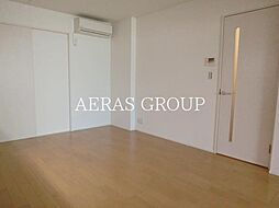 ラルジュ 1階1LDKのリビング/ダイニング