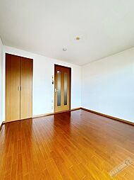 レディース金剛 3階1Kのリビング/ダイニング