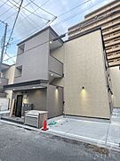 姫島駅より徒歩4分 築3年 3階建の賃貸物件