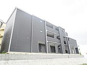 本厚木駅よりバス17分 徒歩6分 3階 築8年7ヶ月の賃貸物件