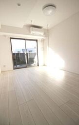 ＬＵＮＩＱ高島平 6階1Kのリビング/ダイニング