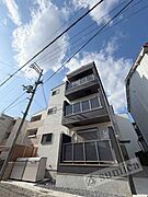 JR長瀬駅より徒歩5分 新築 3階建の賃貸物件
