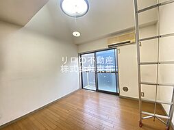 ラ・メゾン・クレール 203 2階1Kのリビング/ダイニング