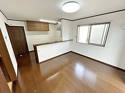 桜山レジデンス 1階4LDKのリビング/ダイニング