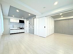 レーヴレジデンス初台 201 2階1LDKのリビング/ダイニング