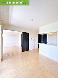 レゴリス 2階2LDKのリビング/ダイニング