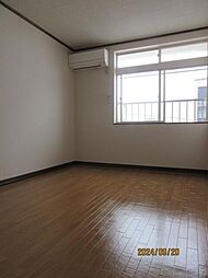 クレオ350 2階2DKのリビング/ダイニング