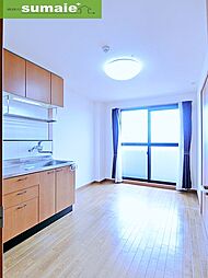 コムス・エルアール 3階2DKのリビング/ダイニング