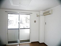 カーネス・リリィＢ 102 1階2DKのリビング/ダイニング